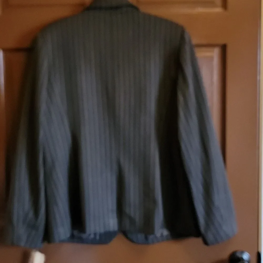 Valerie Stevens-Brown/tiffany striped blazer Size 16. NWT.